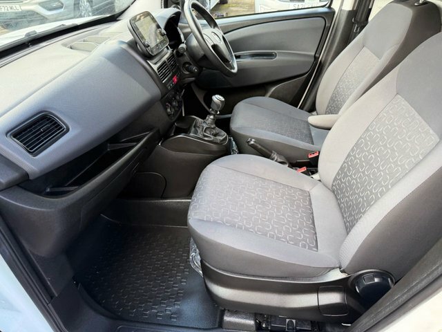 Fiat Doblo Multijetii Tecnico Panel Van White #5