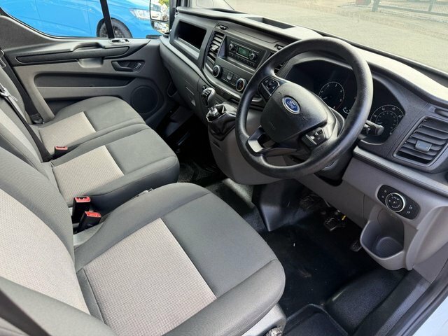 Ford Transit Custom 300 Ecoblue Panel Van White #3