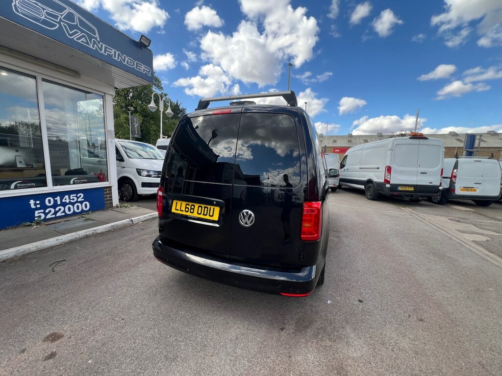 Volkswagen Caddy Maxi 2.0 Tdi Bluemotion Tech 102Ps Highline Nav Van Black #2