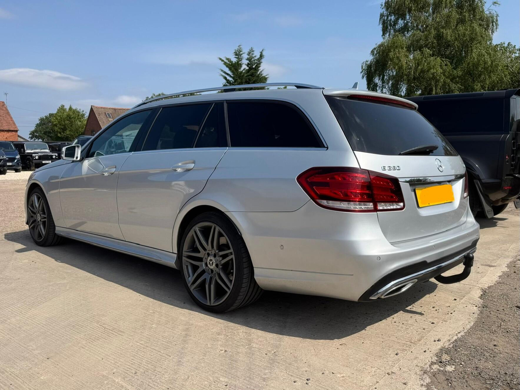 Mercedes-Benz E Class 2.1 E250 Cdi Amg Sport Cabriolet G-tron White #9