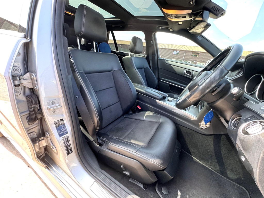 Mercedes-Benz E Class 2.1 E250 Cdi Amg Sport Cabriolet G-tron White #15