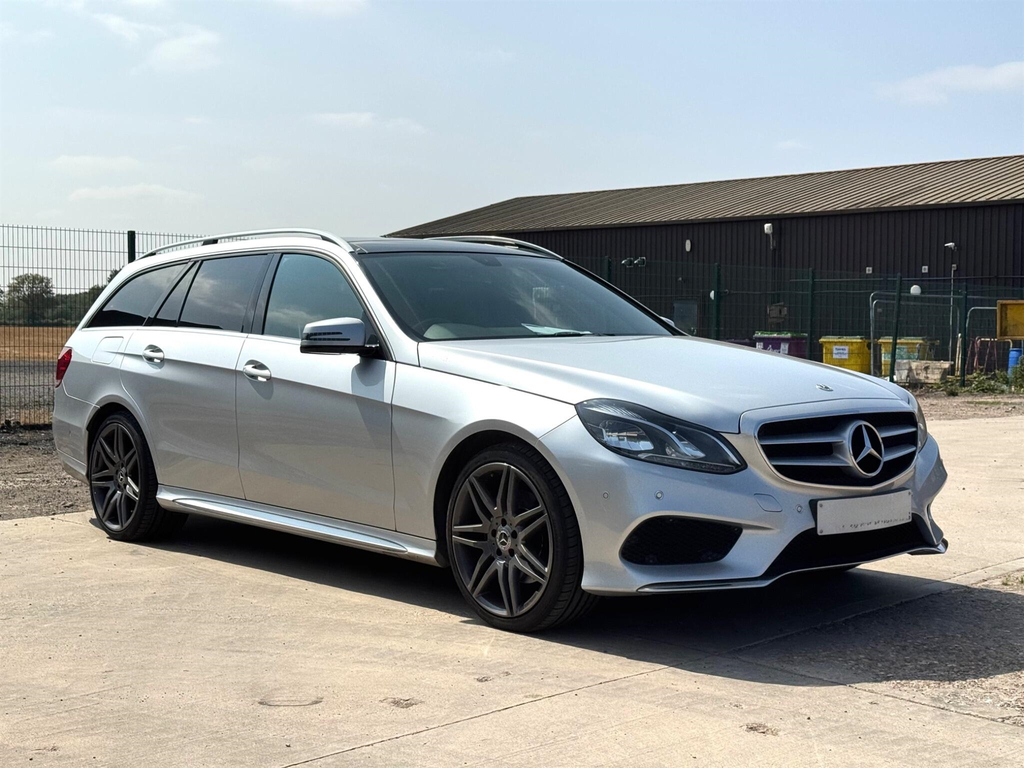 Mercedes-Benz E Class 2.1 E250 Cdi Amg Sport Cabriolet G-tron White #11