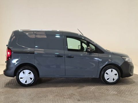 Nissan TOWNSTAR Panel Van 45Kwh Acenta 202424 Black #17