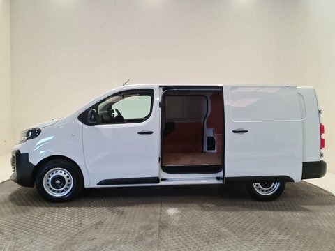 Vauxhall Vivaro 2.0 Turbo D DS24AGY  #6