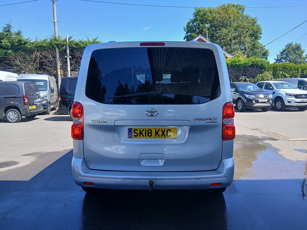 Toyota Proace Verso 2.0D Family Compact Grey #11