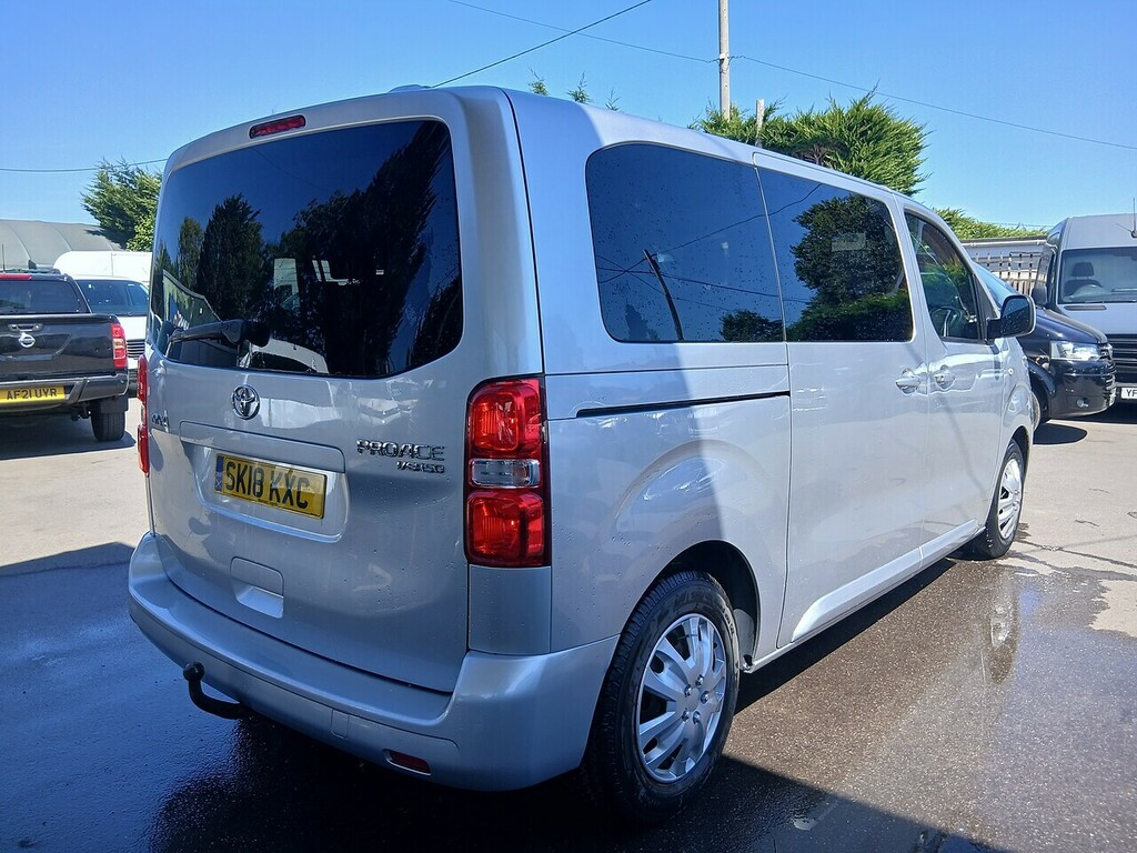 Toyota Proace Verso 2.0D Family Compact Grey #16