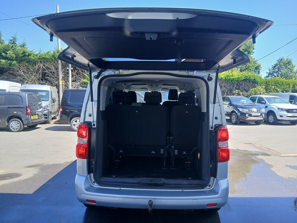 Toyota Proace Verso 2.0D Family Compact Grey #13