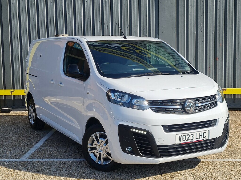 Vauxhall Vivaro Turbo D 2700 Sportive Panel Van 1.5 White