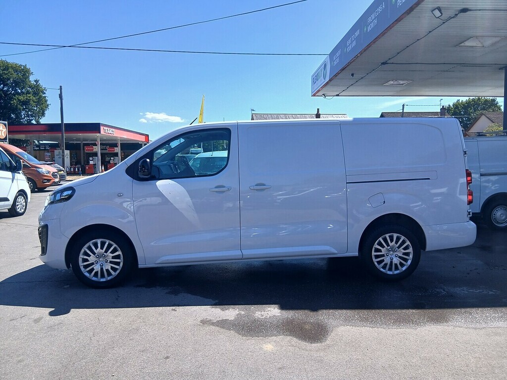 Vauxhall Vivaro Turbo D 3100 Pro Panel Van 2.0 DL72XKM White #6