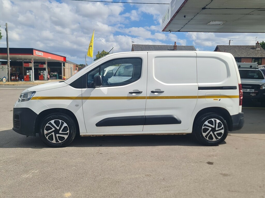 Citroen Berlingo City-car White #5