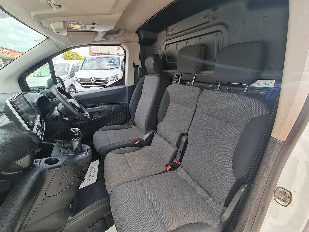Citroen Berlingo City-car White #6