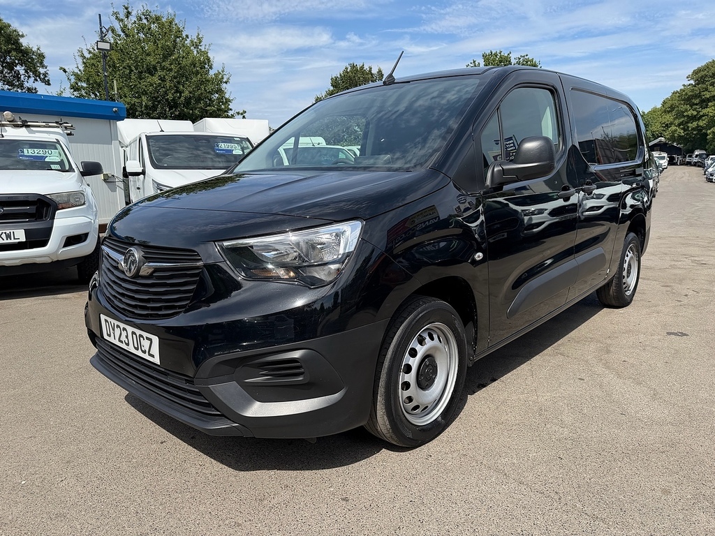 Vauxhall Combo 1.5 Turbo D 2300 Prime Panel Van 6Dr DY23OCZ Black #3