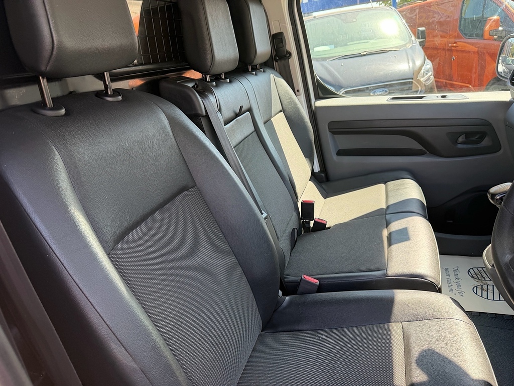 Toyota PROACE City Bluehdi Icon U997 Ulez White #12