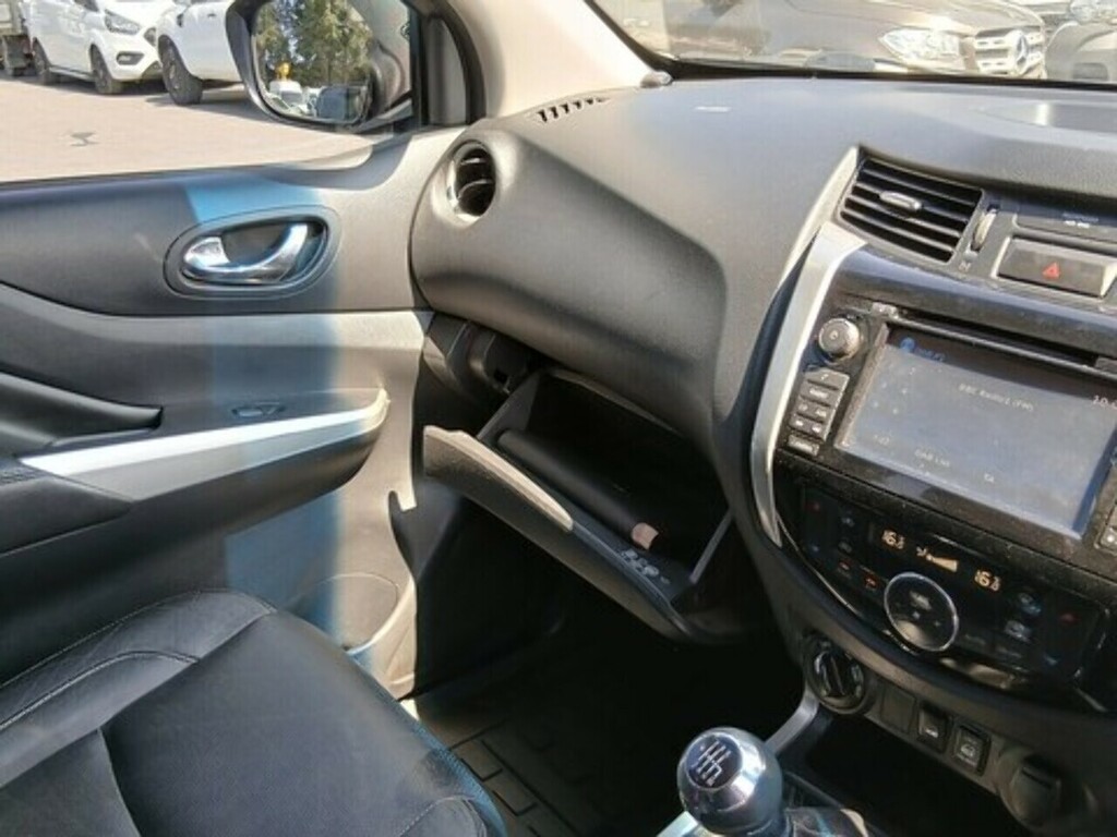 Nissan Navara 2.3 Dci Tekna 4Wd Euro 6 Sunroof Silver #26