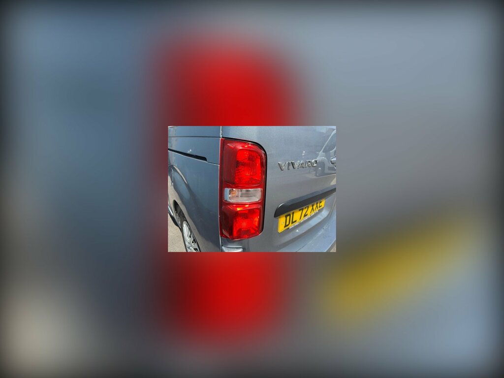 Vauxhall Vivaro 1.5 Turbo D 2700 Pro Panel Van 6Dr S Grey #2