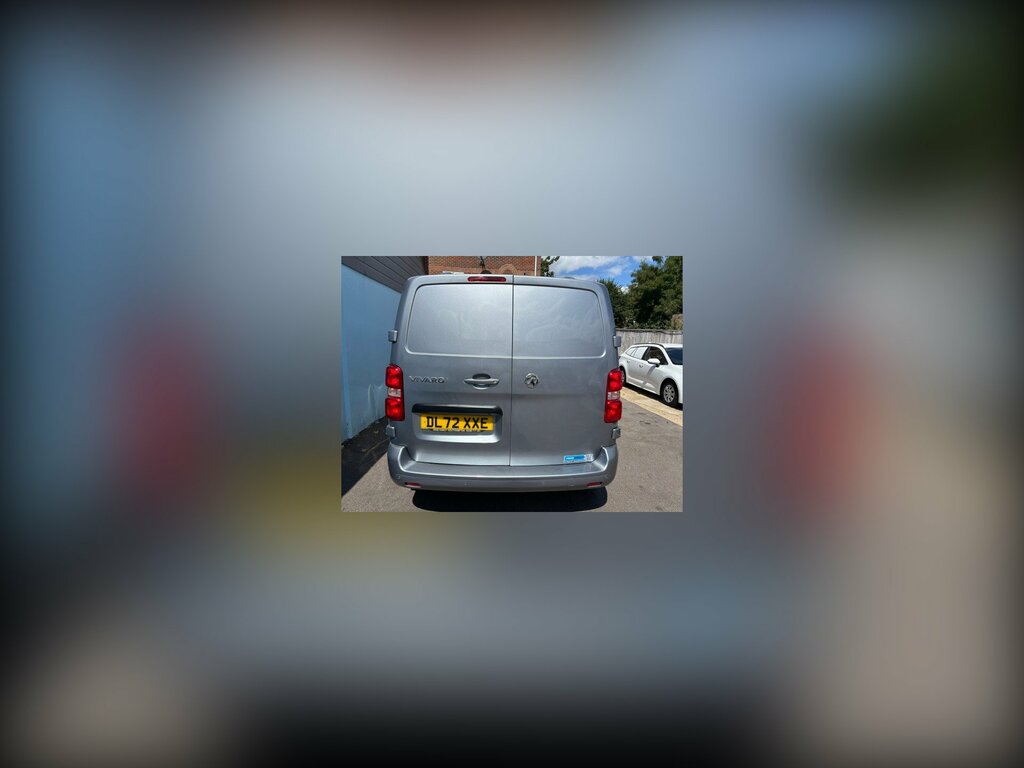 Vauxhall Vivaro 1.5 Turbo D 2700 Pro Panel Van 6Dr S Grey