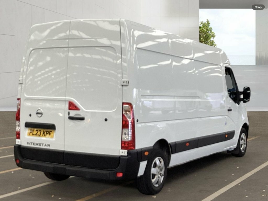 Nissan InterStar 2.3L Acenta White #4