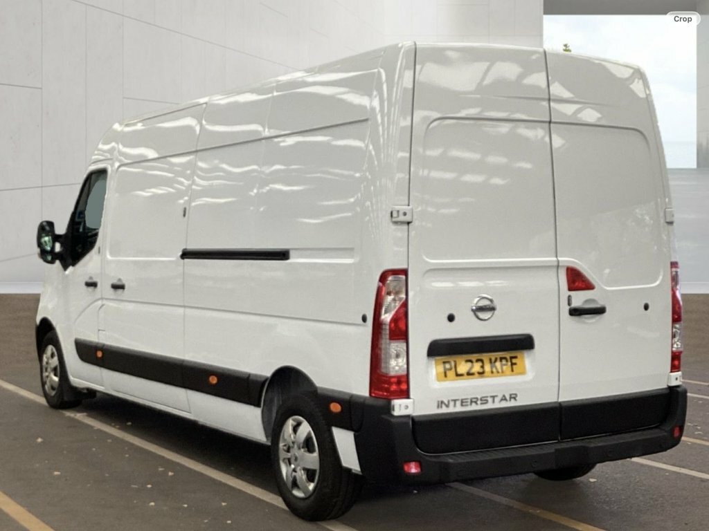 Nissan InterStar 2.3L Acenta White #3