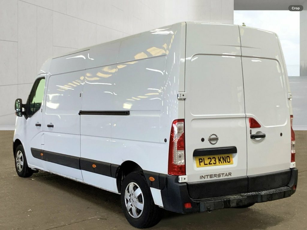 Nissan InterStar 2.3L Acenta White #4