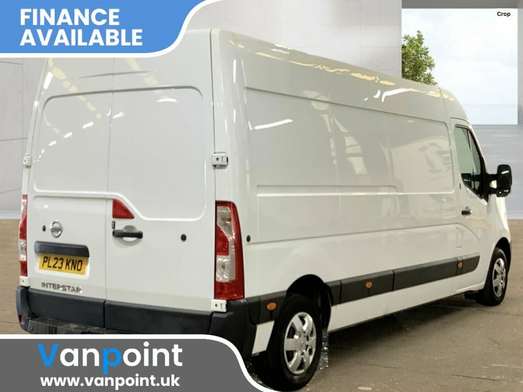 Nissan InterStar 2.3L Acenta White #3