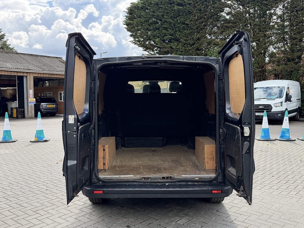 Renault Trafic Mpv WN23VVT Grey #3