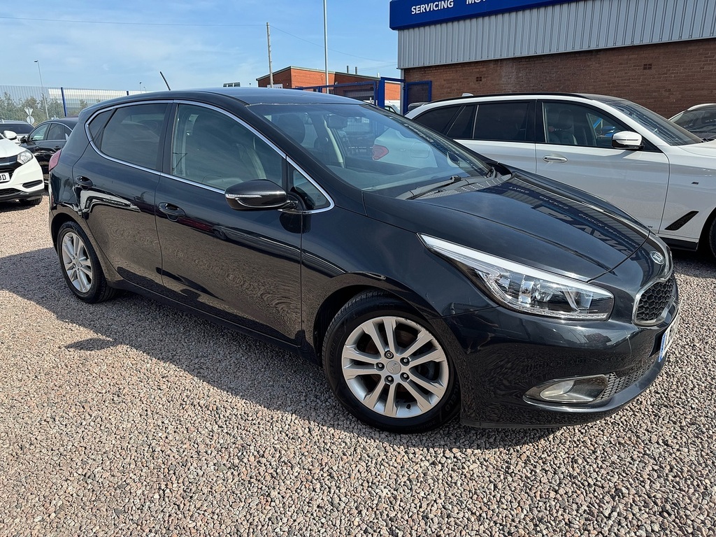 Kia Ceed Gdi 3 Black #2