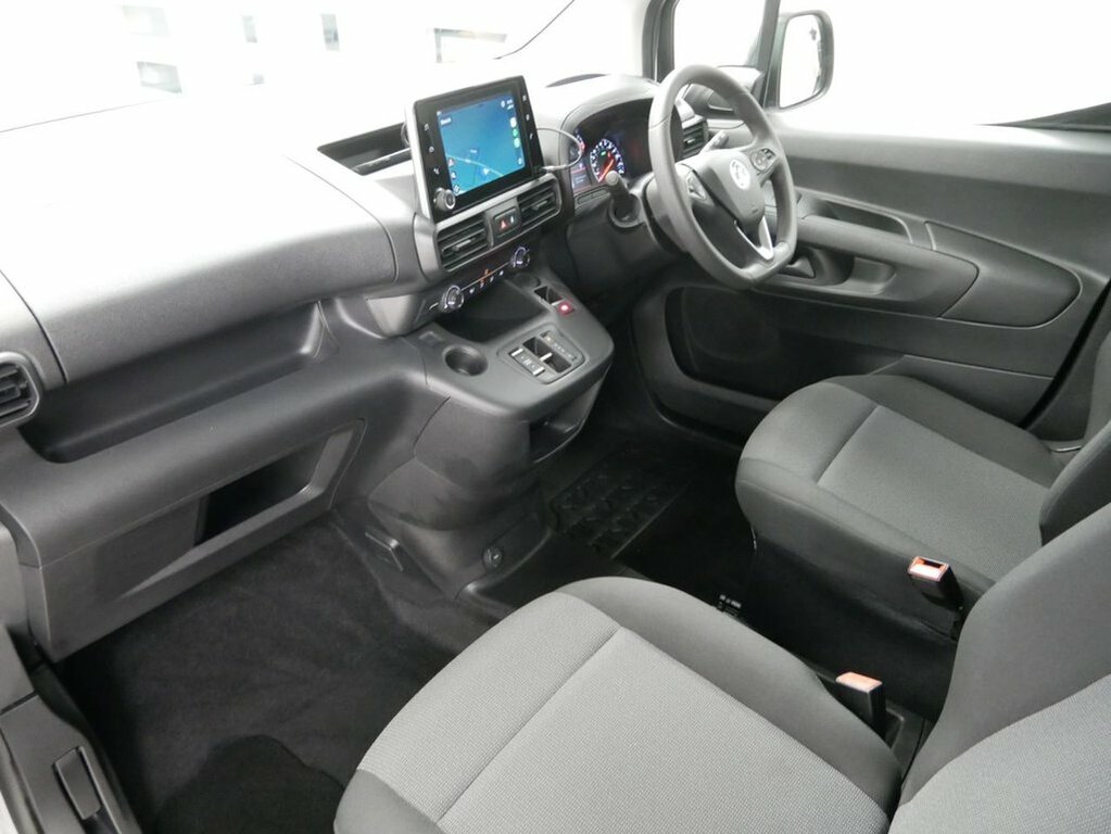 Vauxhall Combo-e Life 52Kwh Ultimate Mpv 7.4Kw Charge Green #22