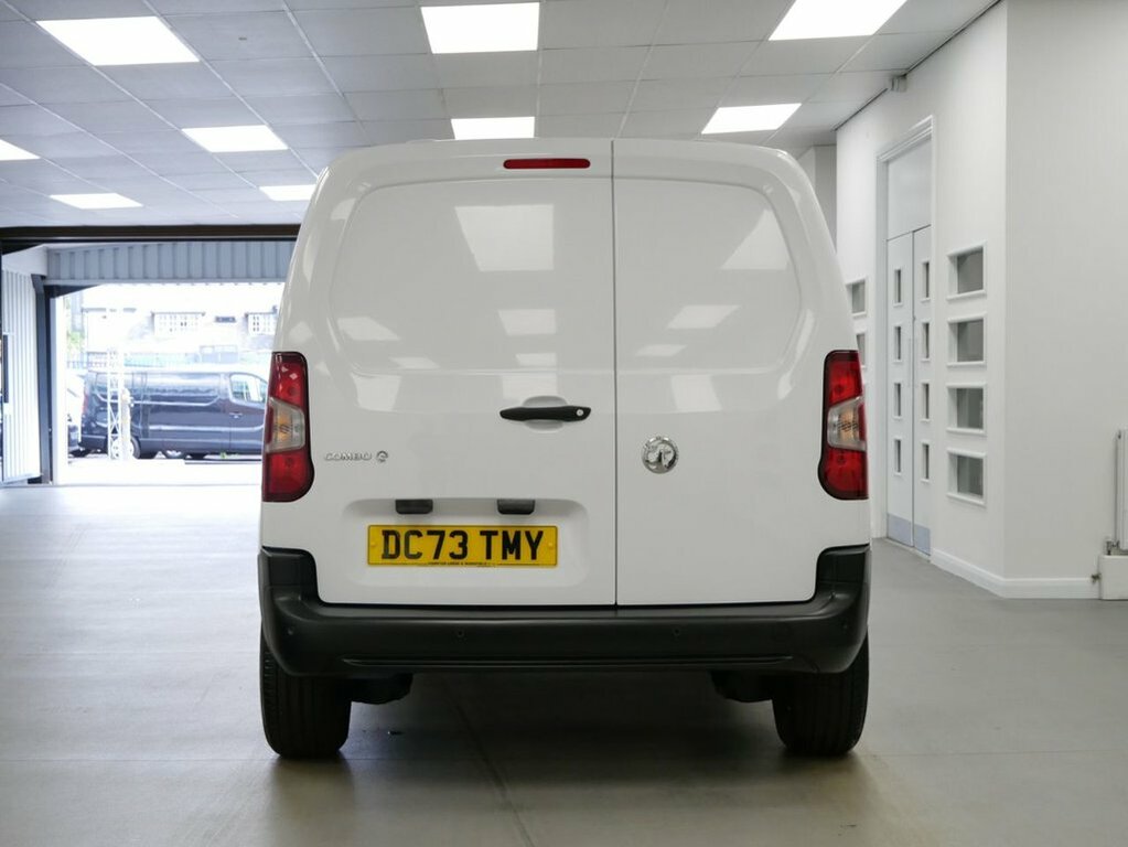 Vauxhall Combo-e Life 52Kwh Ultimate Mpv 7.4Kw Charge Green #10