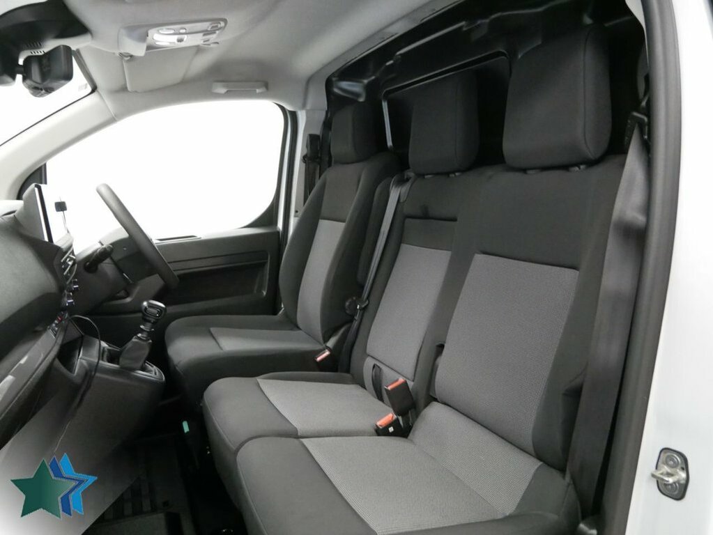 Vauxhall Vivaro 2L 2.0 Turbo D Pro Xl Panel Van 6Dr White #3