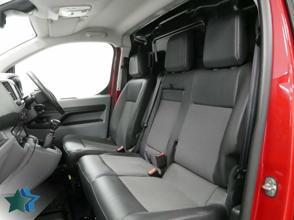 Citroen Dispatch 1.5L Bluehdi 1000 Enterprise Pro Xs Panel Van 6Dr Red #3