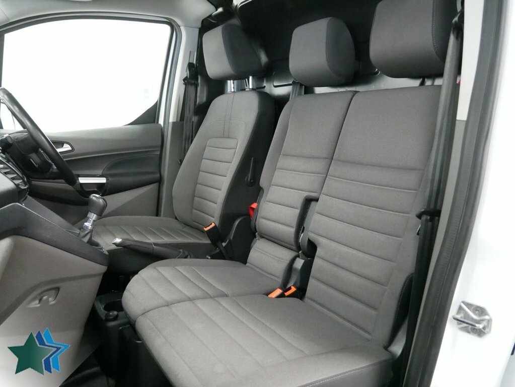 Ford Transit Connect 1.5L 250 Ecoblue Limited Panel Van Manu White #4