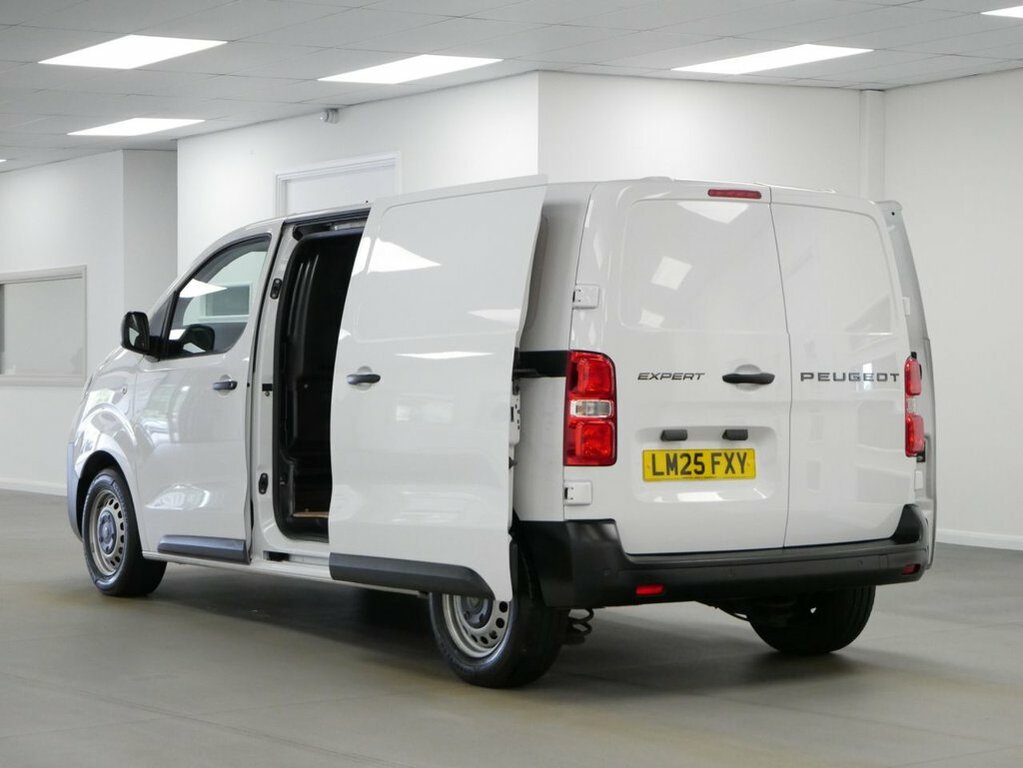 Peugeot Expert 2.0 Bluehdi 1200 Professional Standard Combi Van E #24