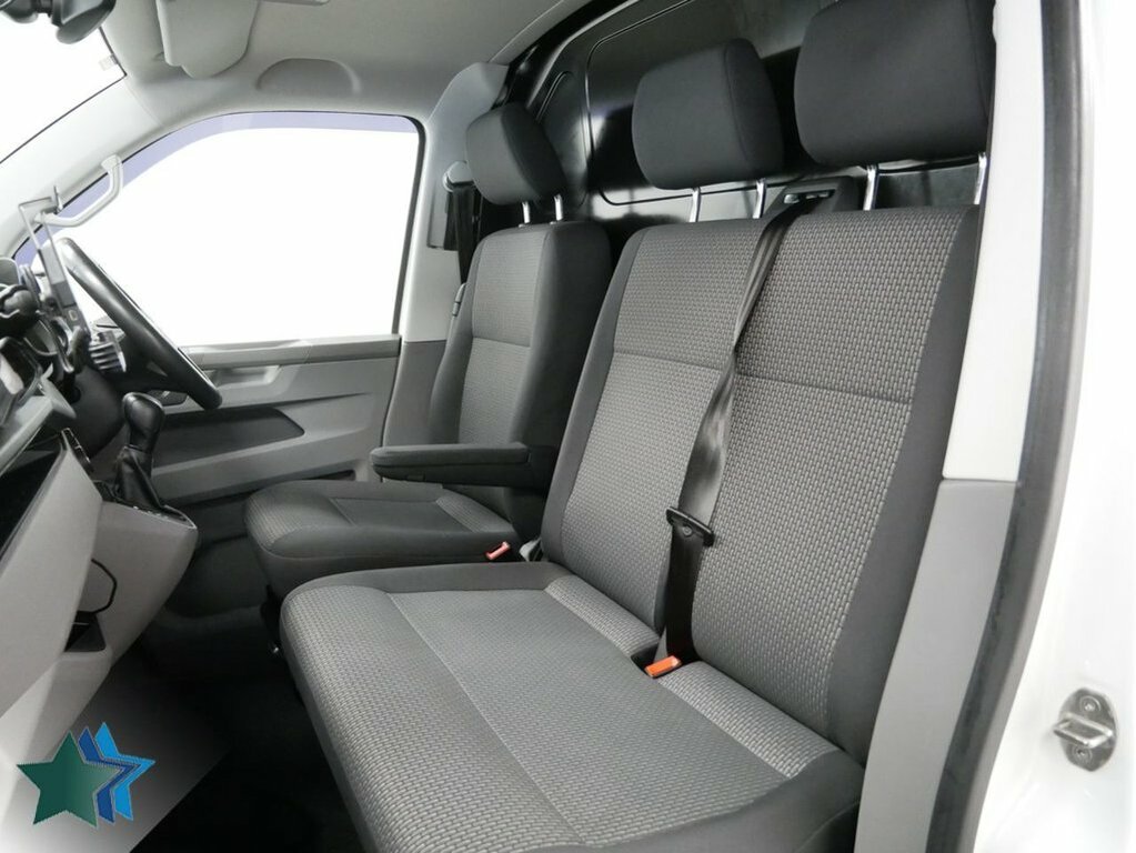 Volkswagen Transporter 2L 2.0 Tdi T28 Highline Panel Van Dsg F White #4