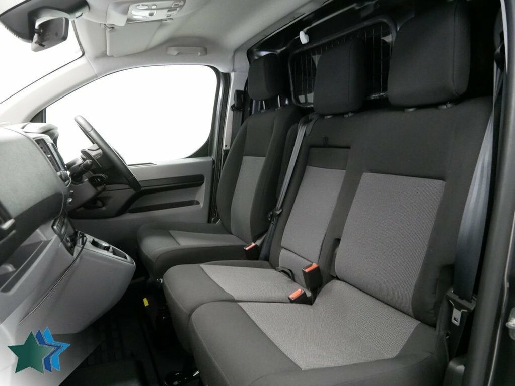 Citroen Dispatch 2L 2.0 Bluehdi 1400Driver Pro Xl Panel Van 6Dr Di Grey #3
