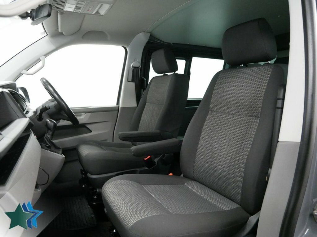 Volkswagen Transporter 2L 2.0 Tdi T30 Highline Kombi Double Cab Diese Grey #4