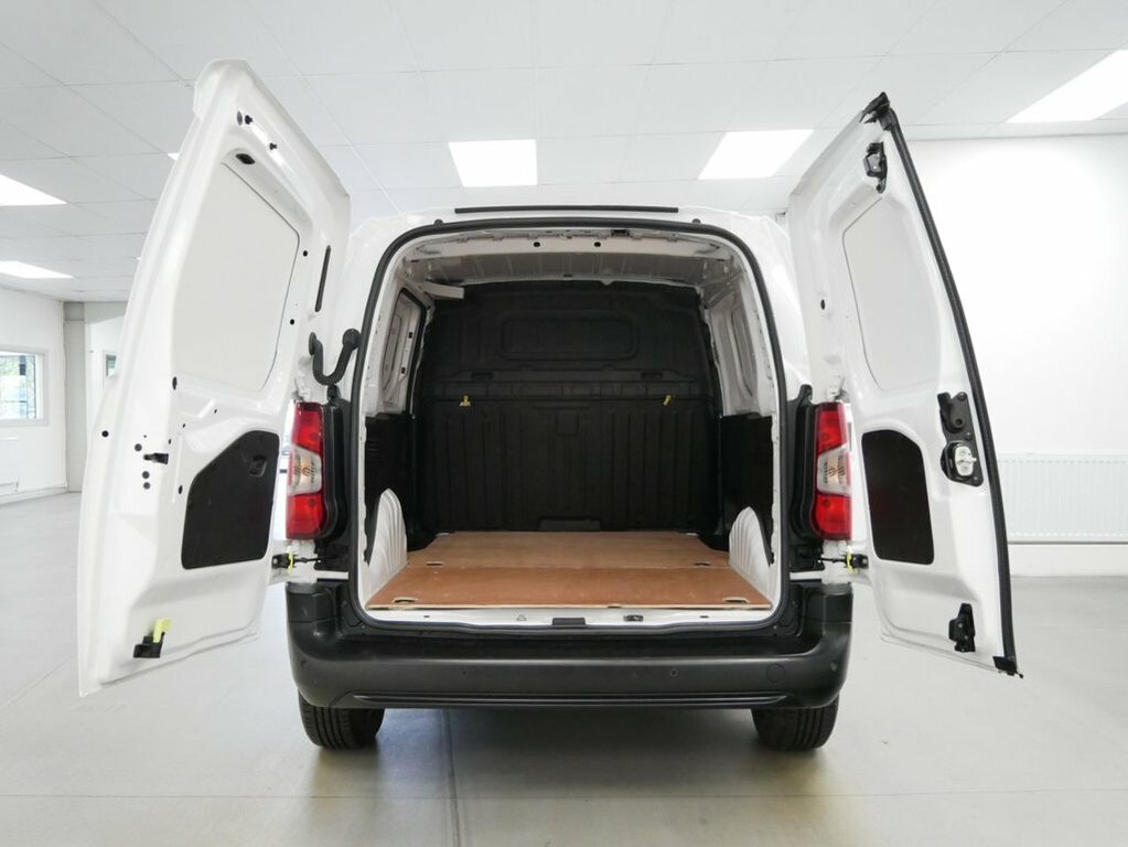 Citroen Berlingo 1.5L Bluehdi 1000 Enterprise M Pro Panel Van D White #3