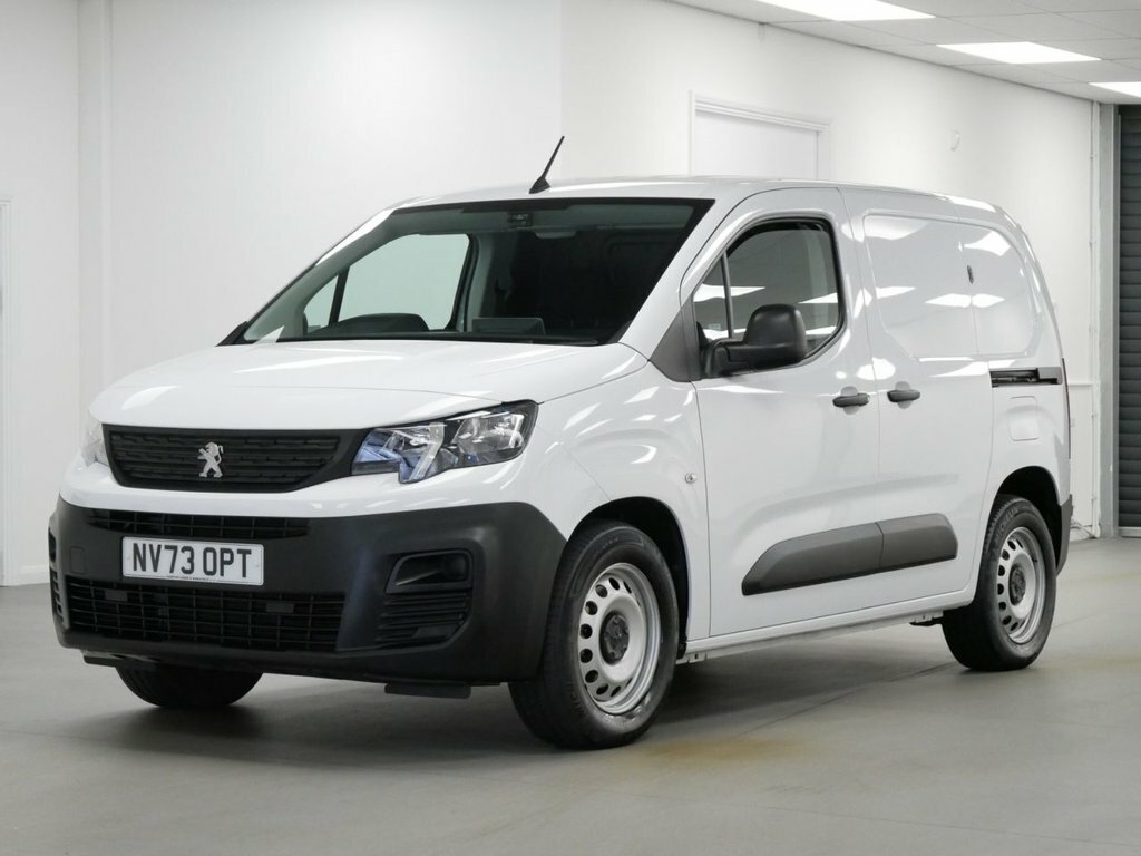 Peugeot E-Partner Mpv White