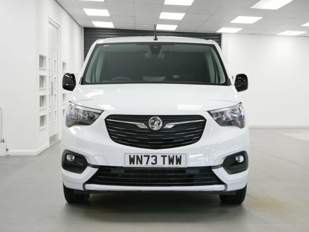 Vauxhall Combo 1.5 Turbo D 2300 Pro L1 H1 Euro 6 100 Bhp 42,886 Black #8