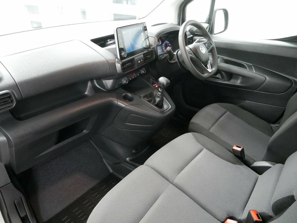 Vauxhall Combo 1.5 Turbo D 2300 Pro L1 H1 Euro 6 100 Bhp 42,886 Black #20