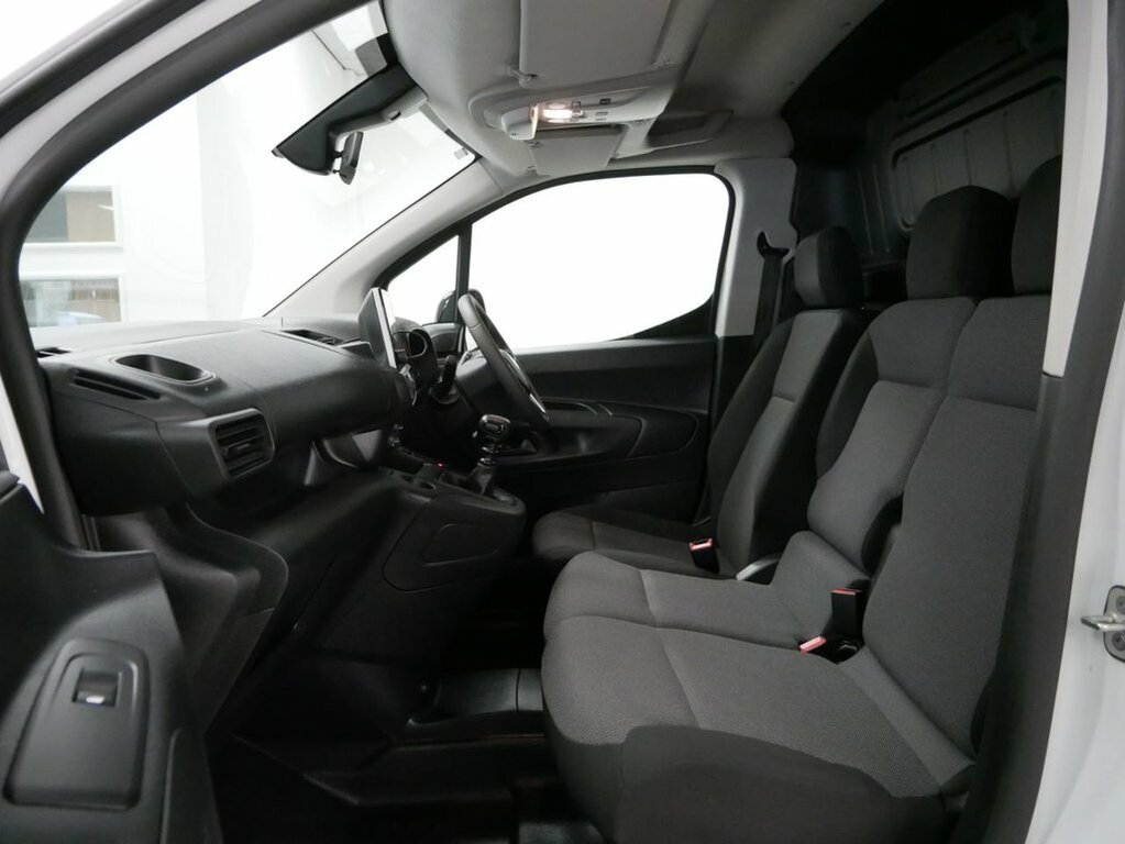 Vauxhall Combo 1.5 Turbo D 2300 Pro L1 H1 Euro 6 100 Bhp 42,886 Black #21