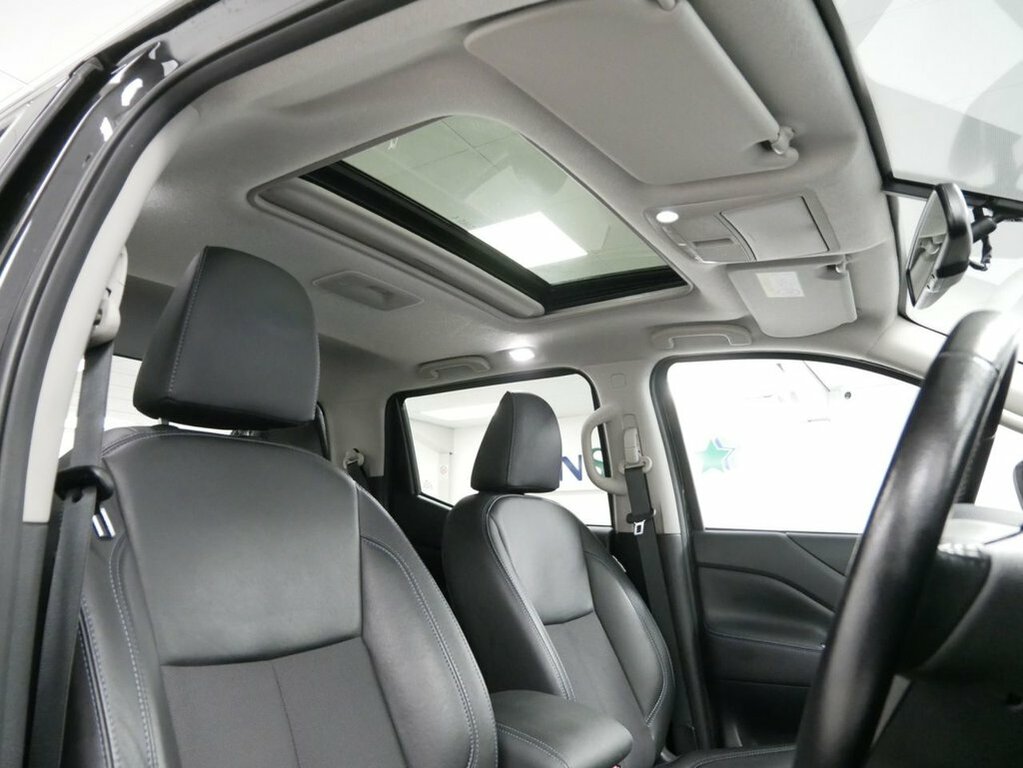 Nissan Navara 2.3L Tekna Grey #37