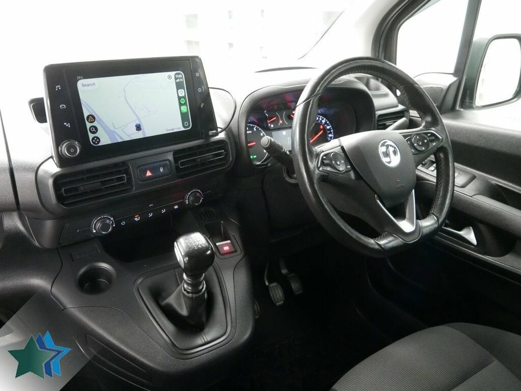 Vauxhall Combo 1.5L Turbo D 2300 Elite Panel Van Manua Grey #4