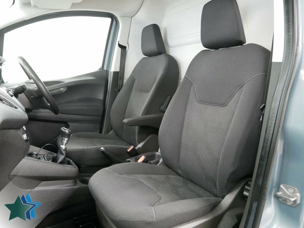 Ford Transit Courier 1.5L Tdci Limited Panel Van L1 E KX69OCO Blue #4