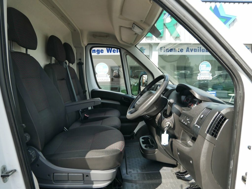Peugeot Boxer 2.2 Bluehdi 335 L2h2 Professional Premium Plus Pv White #14