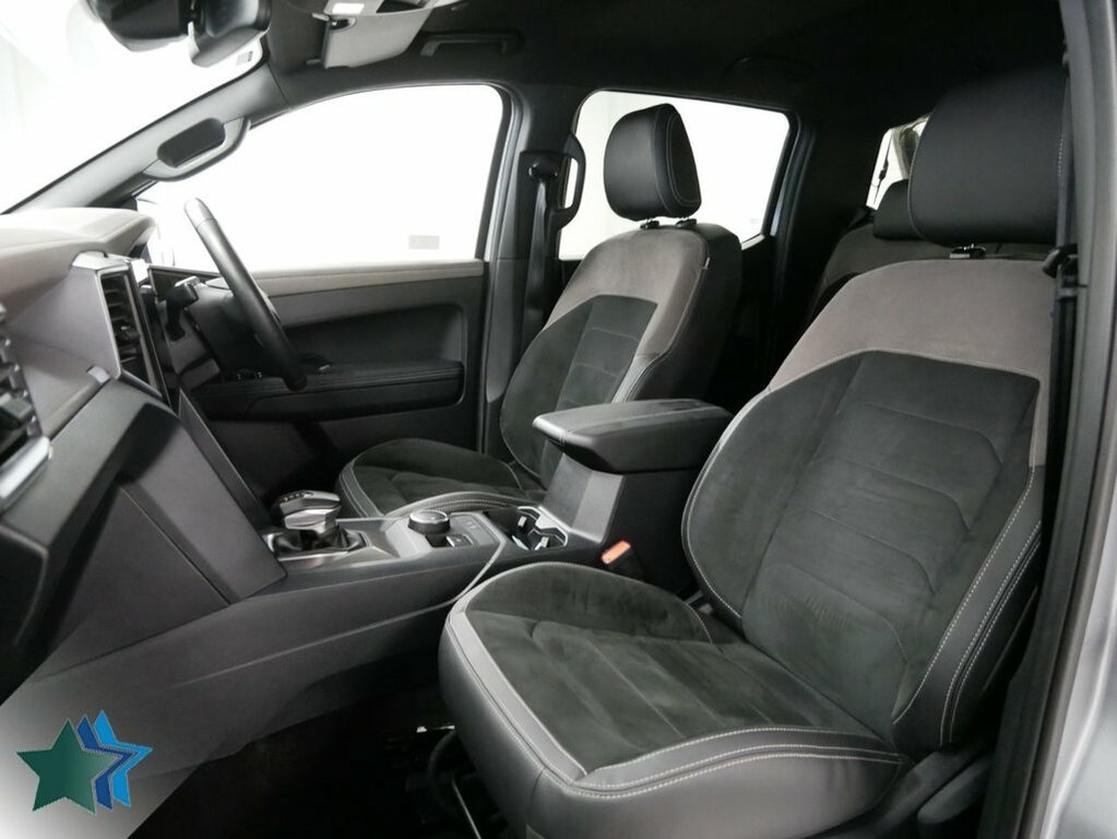 Volkswagen Amarok 2L 2.0 Tdi Style Pickup Double Cab Silver #6