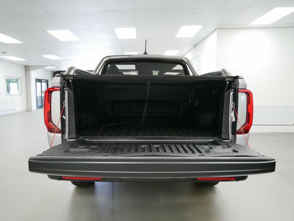 Volkswagen Amarok 2L 2.0 Tdi Style Pickup Double Cab Silver #5