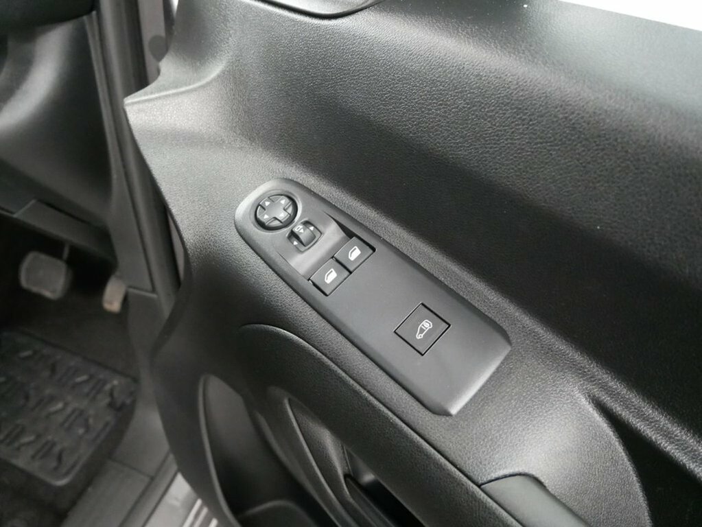 Toyota Proace City 1.5D 100 Active Van 6 Speed White #28