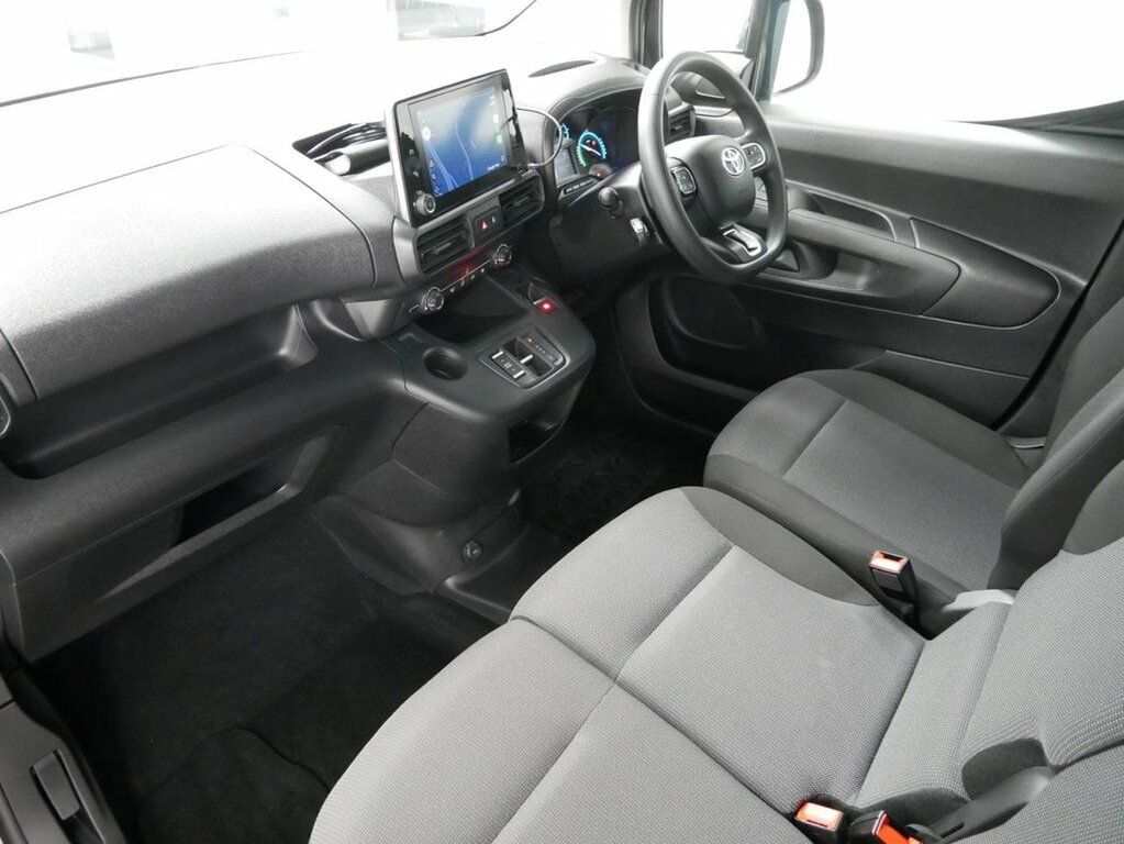 Toyota Proace City 1.5D 100 Active Van 6 Speed White #22