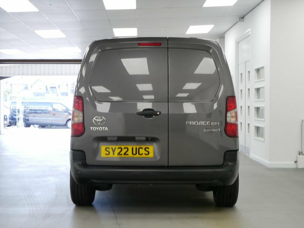 Toyota Proace City 1.5D 100 Active Van 6 Speed White #10