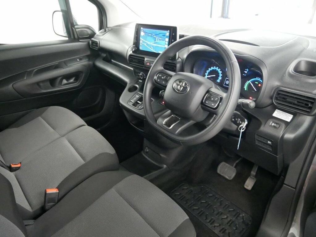 Toyota Proace City 1.5D 100 Active Van 6 Speed White #13